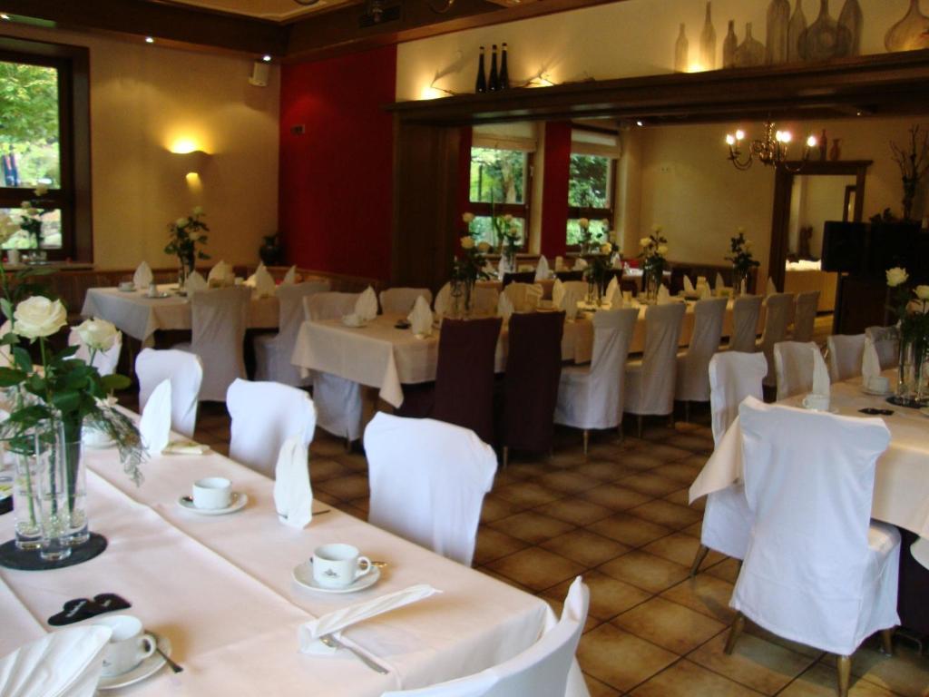Hotel Restaurant Paradeismuehle Klingenberg am Main Exterior foto